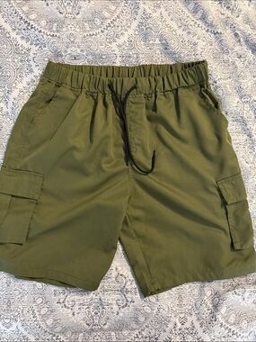 Boris Bidan - Men's Olive Green Cargo Shorts with Elastic Waist
